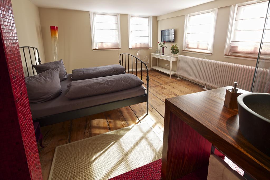 Hotel Zum Loewen Lahr (Baden-Wurttemberg) Room photo