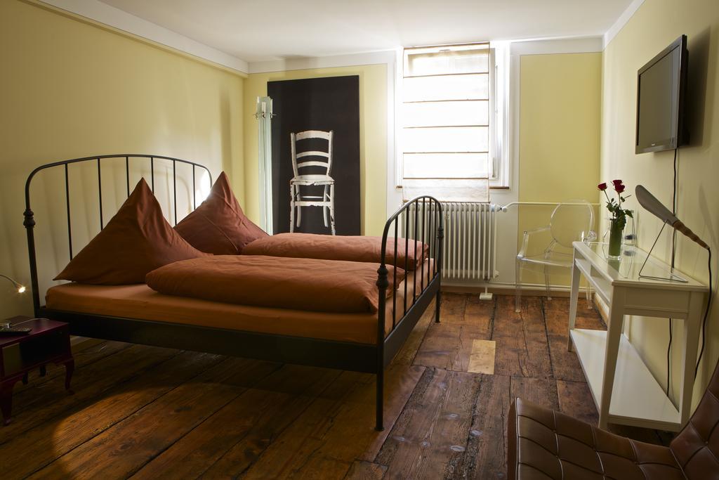 Hotel Zum Loewen Lahr (Baden-Wurttemberg) Room photo